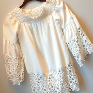 🥳🎉 HOST PICK! 🎉🥳 NWOT Boutique Find! Off the Shoulder Blouse - S